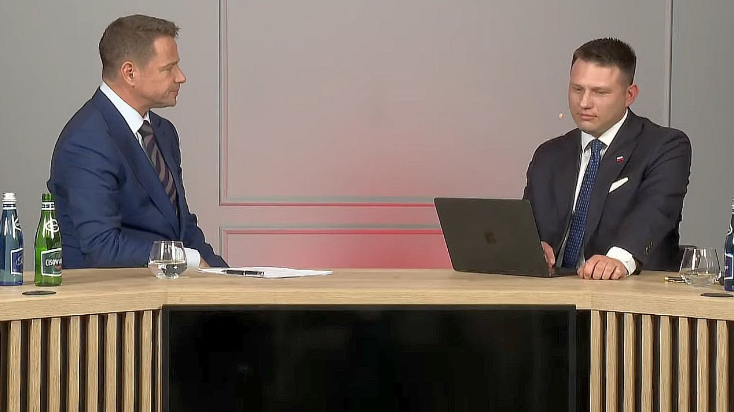 Trzaskowski w kilku punktach zgodził się z Mentzenem