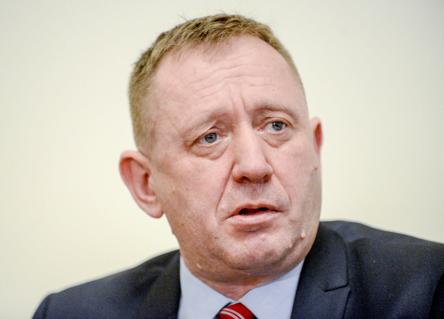 Robert Telus z PiS skrytykował paski informacyjne TVP.