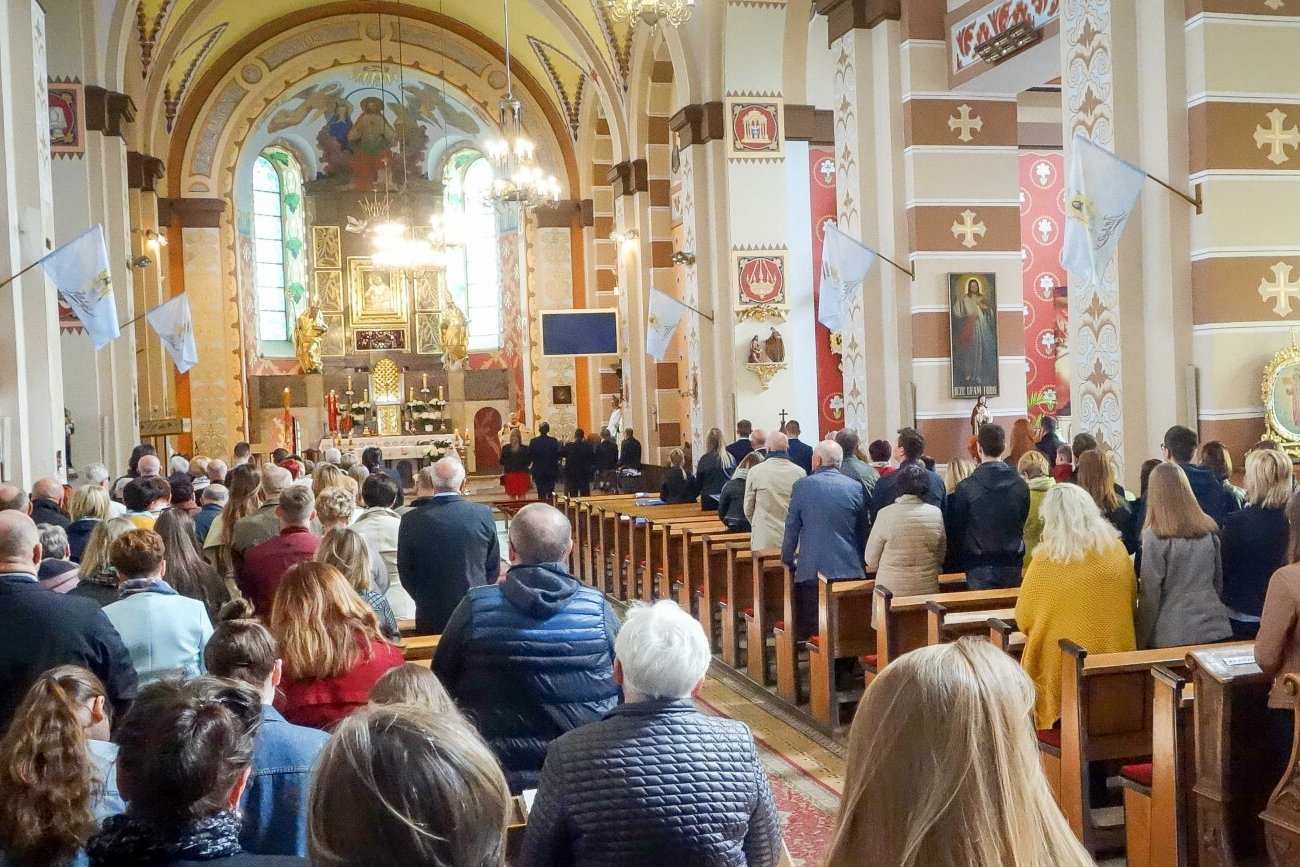 W krakowskim kościele pojawiła się dziwna lista grzechów. Potępiono m.in. techno