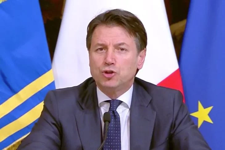 Premier Giuseppe Conte ogłosił, że szkoły we Włoszech zostaną otwarte we wrześniu.