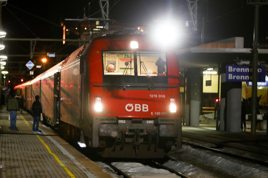 Austria zatrzymała włoski pociąg na granicy