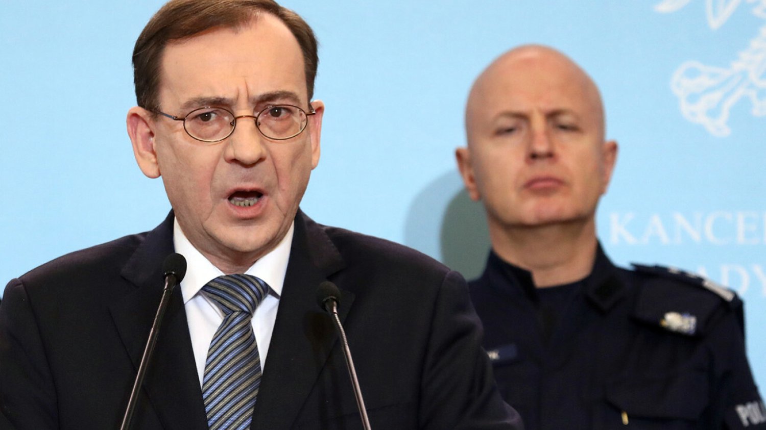 Szymczykowi grozi dymisja po wybuchu granatnika? Mariusz Kamiński zaprzecza