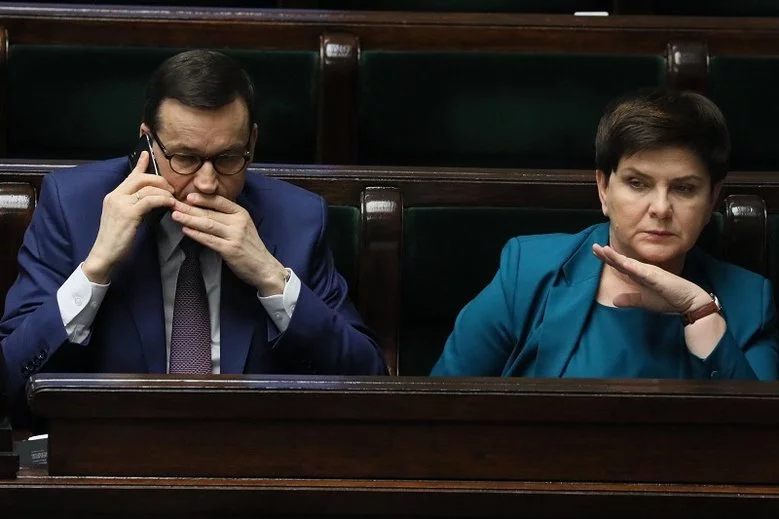 Mateusz Morawiecki atakuje dziennikarzy po materiale, który ukazał się na antenie TVN. Pokazano w nim między innymi spotkanie Beaty Szydło z ludźmi podejrzanymi o przestępczą działalność.