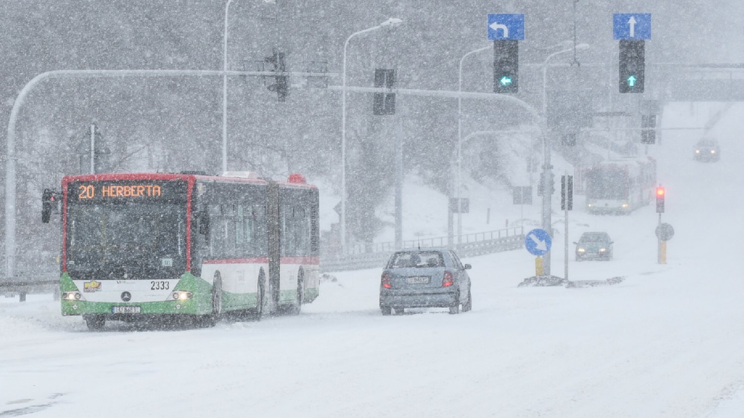 Prognoza pogody. Takiej pogody dawno nie było. Idzie mróz i śnieżyce.