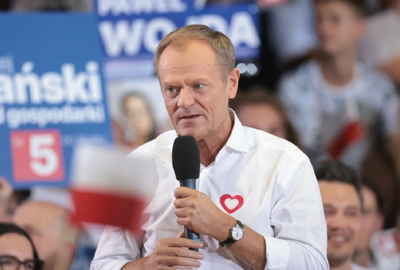 Wiadomo, komu Tusk chce zarządzić "odchudzanie". Wskazano konkretną grupę.