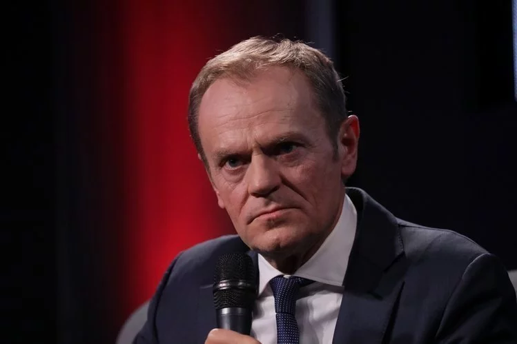 Donald Tusk jednym zdaniem skomentował materiał TVP nt. katastrofy smoleńskiej.