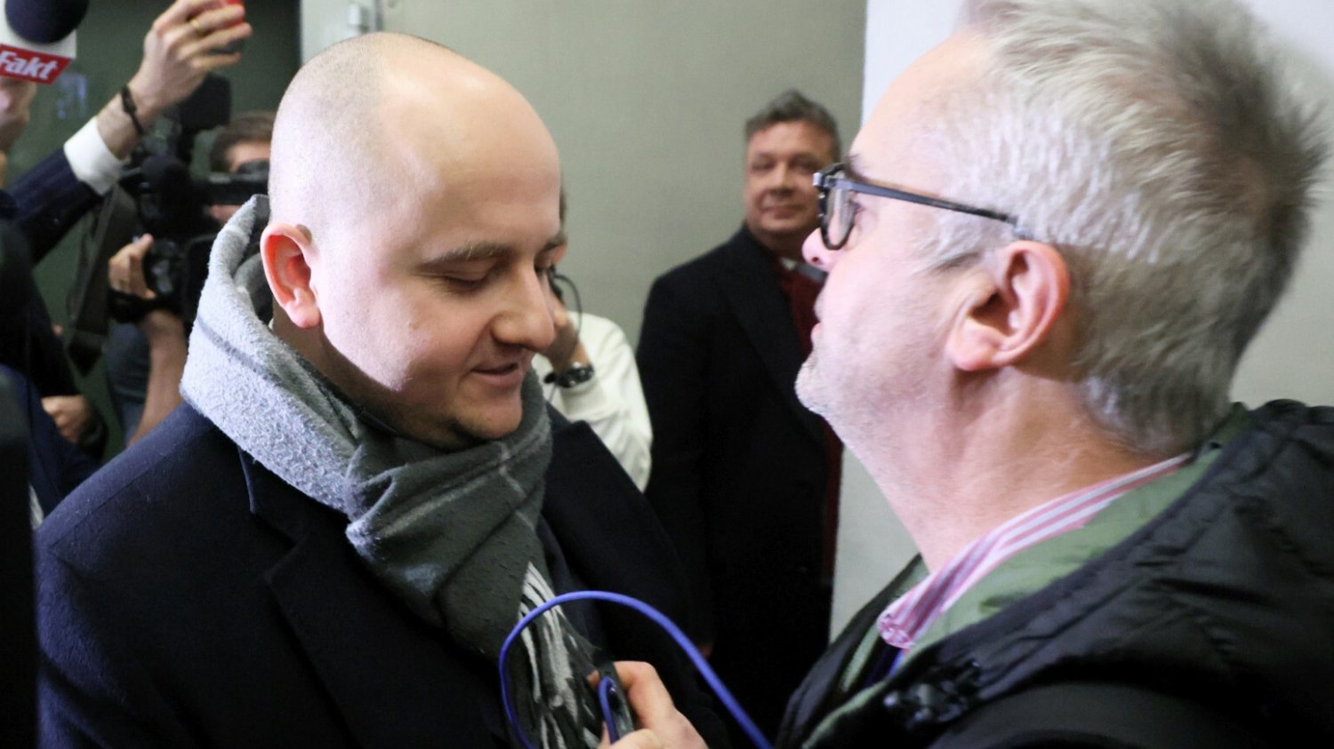 Szarpanina w Sejmie dziennikarza "GW" i Mateckiego