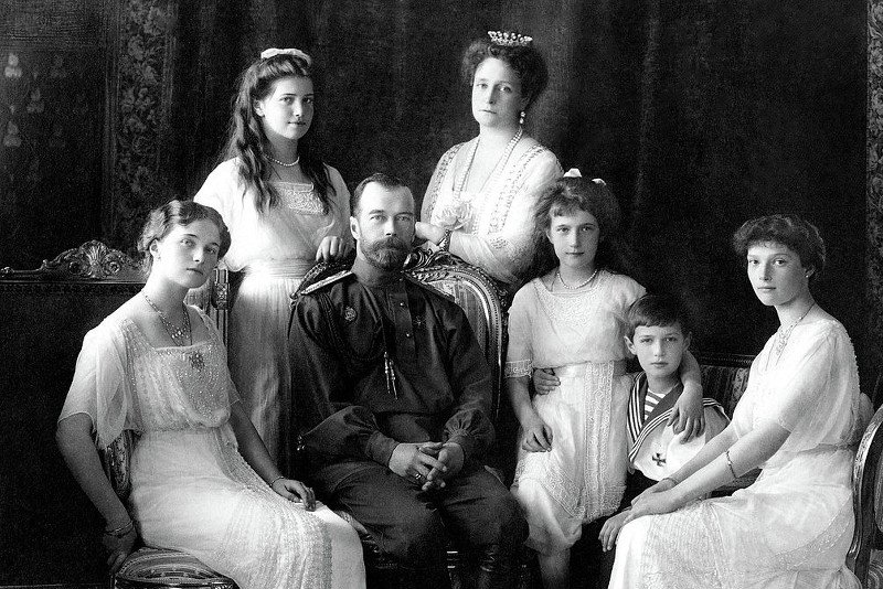 Bolszewicy nie mieli litości dla cara i jego rodziny.