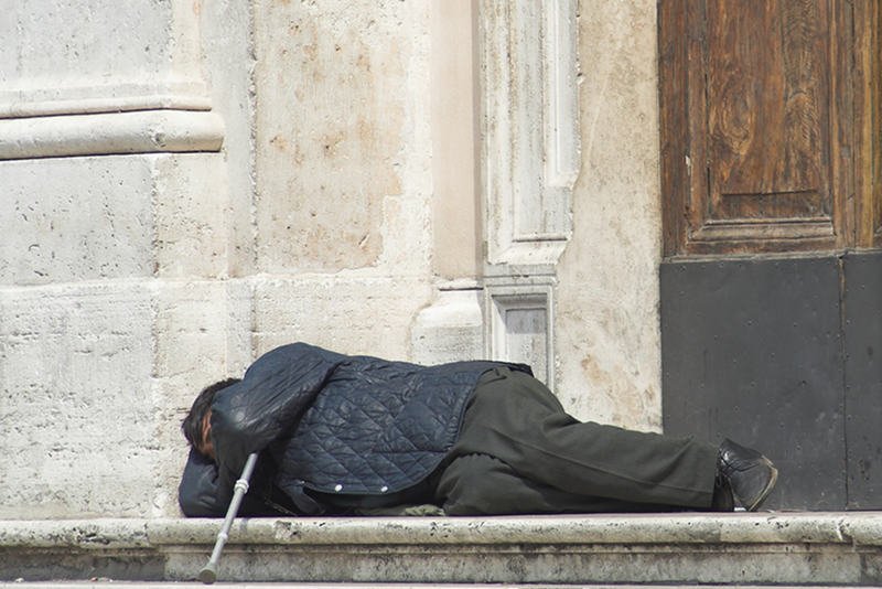 [url=https://bitly.com/shorten/]Bezdomnego skazali na areszt domowy. Karę odbywa na ulicy[/url]