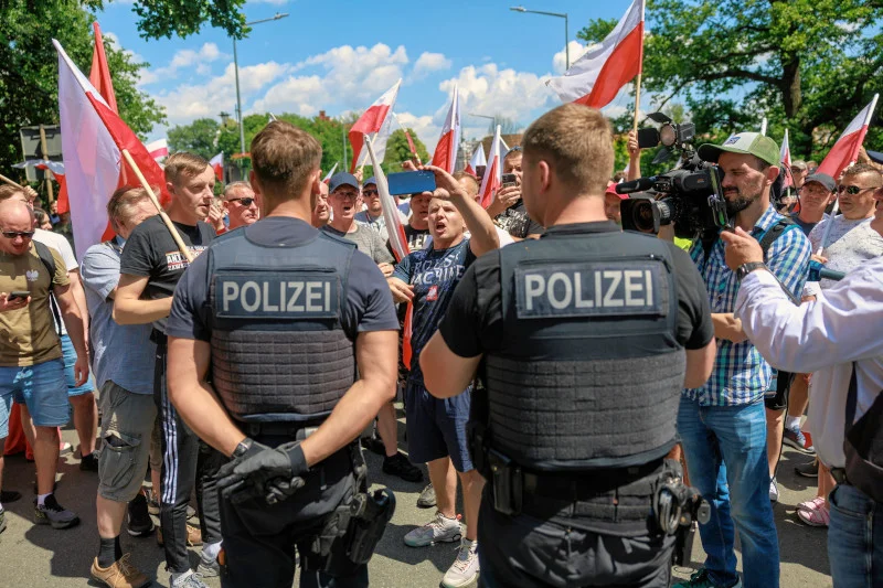 Patrole obywatelskie i szturm na granicy z Niemcami. Tak o sobie mówią Patrole obywatelskie i szturm na granicy z Niemcami. Tak o sobie mówią