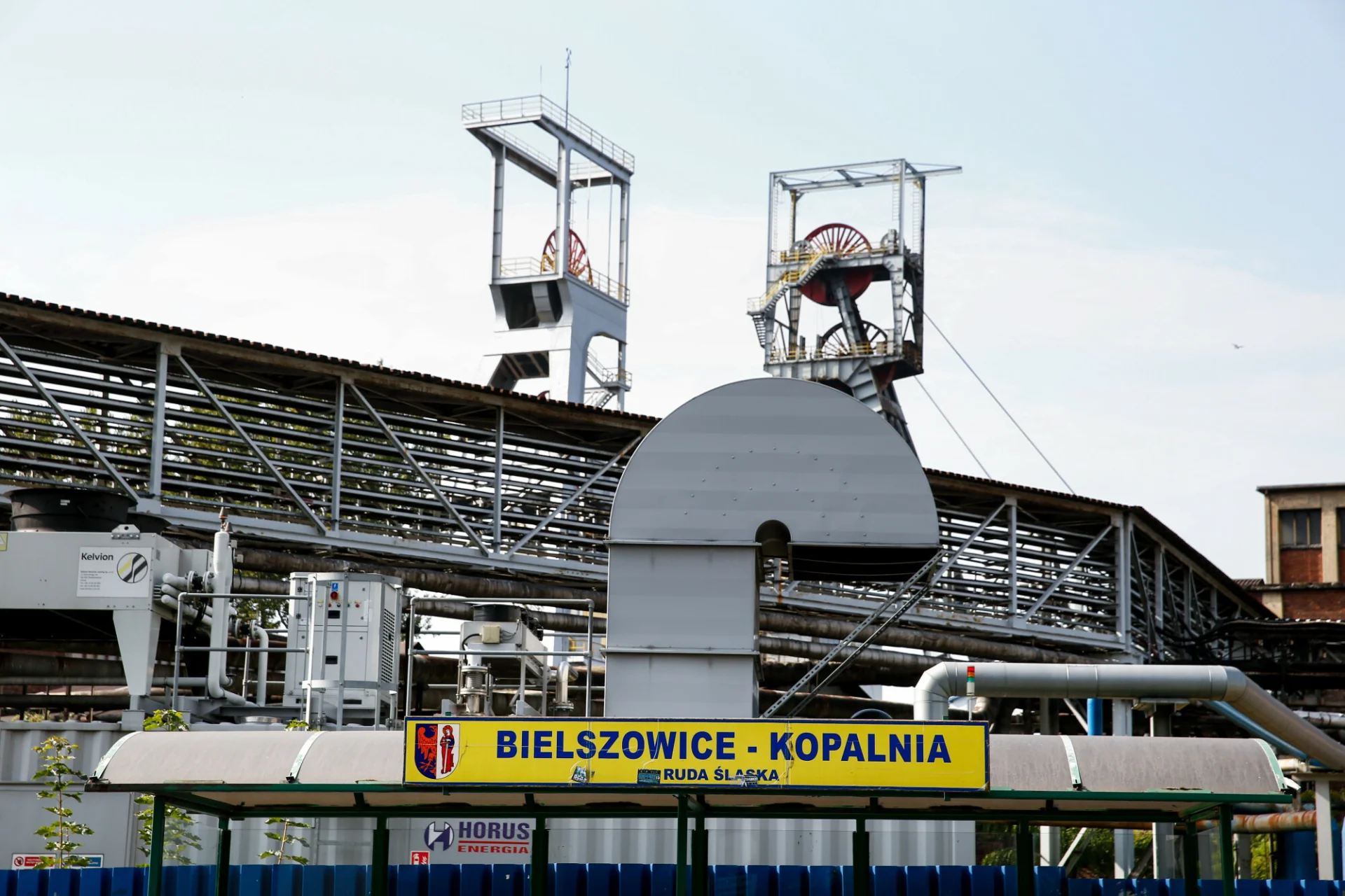 W kopalni Bielszowice doszło do wstrząsu. Nie ma kontaktu z dwoma górnikami.