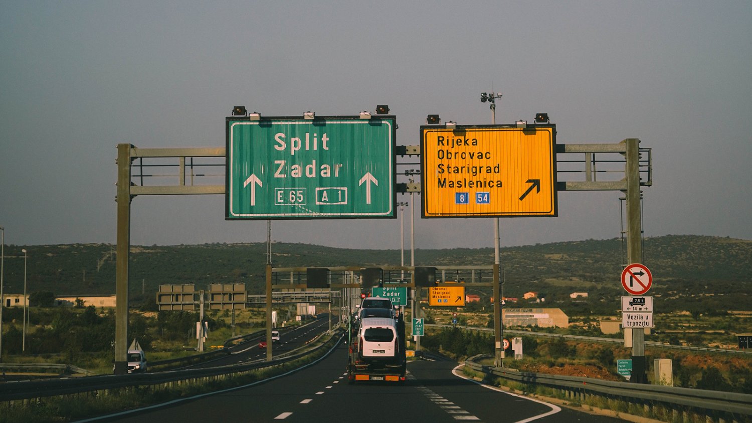 Jakie są trasy z Polski na wakacje w Chorwacji alternatywne dla tej przez Słowenię?