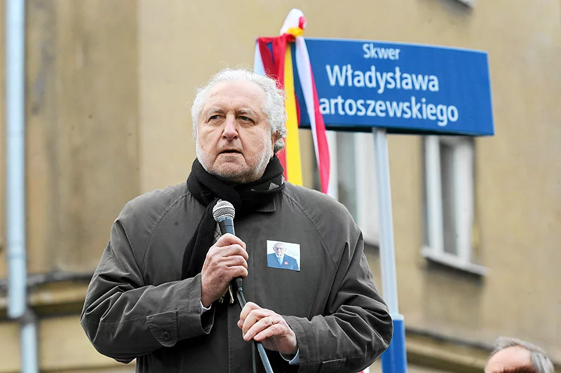 KOD lubi powoływać się na spuściznę Władysława Bartoszewskiego, ale dotąd nie wyłonił godnego następcy tego wielkiego Polaka.