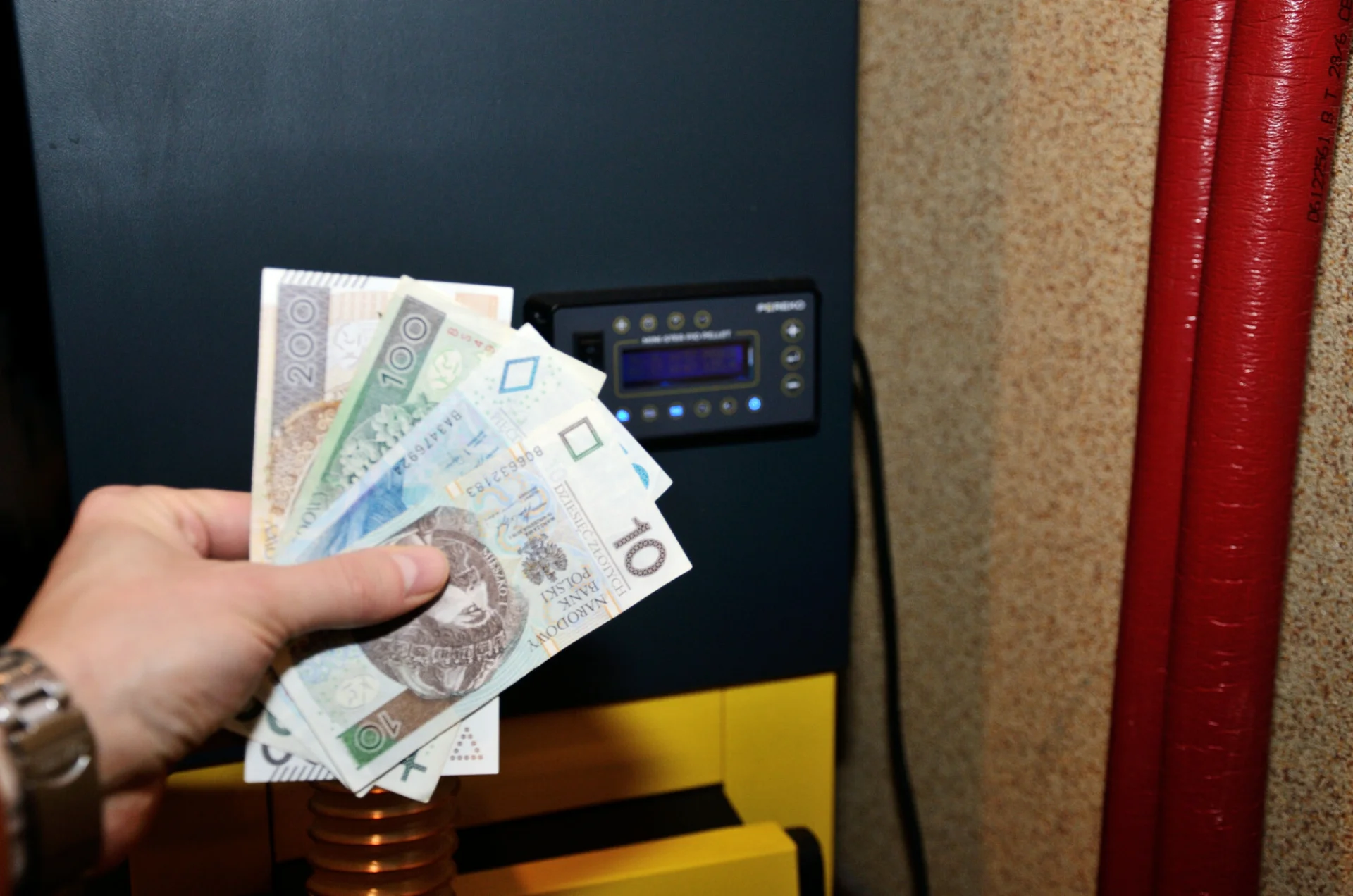 Nowe normy pelletu i brykietu w sezonie 2025/2026. Czy opał zdrożeje?
