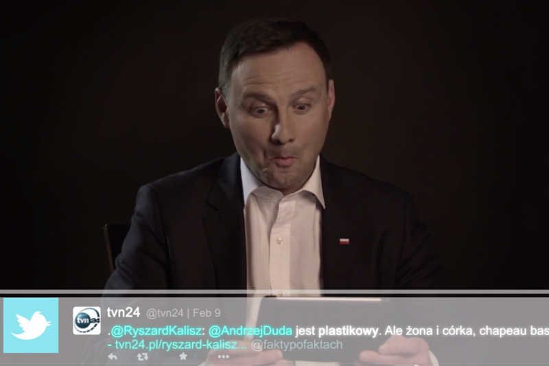 Andrzej Duda czyta obraźliwe tweety.