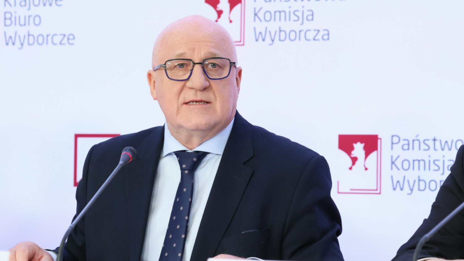 Dwa poważne incydenty podczas głosowania. Są najnowsze dane z PKW o frekwencji