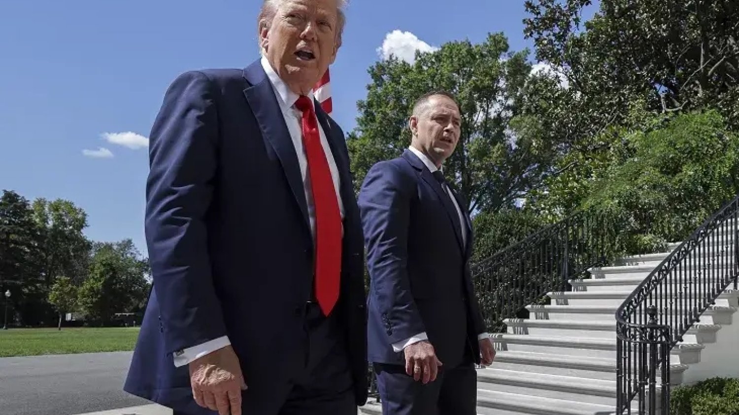 TV Republika manipuluje. Sikorski odpowiedział ws. wizyty Nawrockiego w USA TV Republika znów manipuluje. Sikorski mocno odpowiedział ws. wizyty Nawrockiego w USA