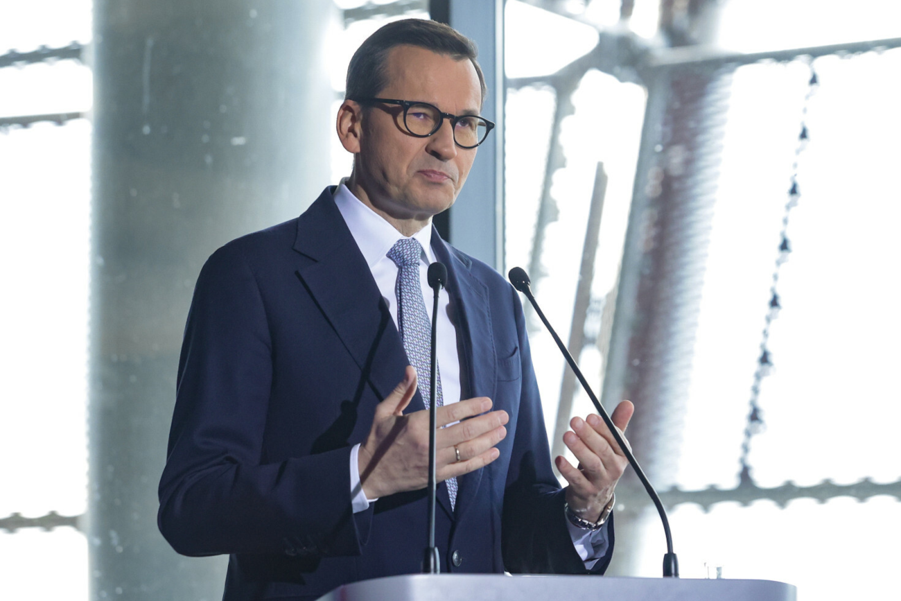 Niemieckie media piszą o "dwóch rządach", stand-upie Hołowni i agencie Tomku. "Szykujcie pop-corn"