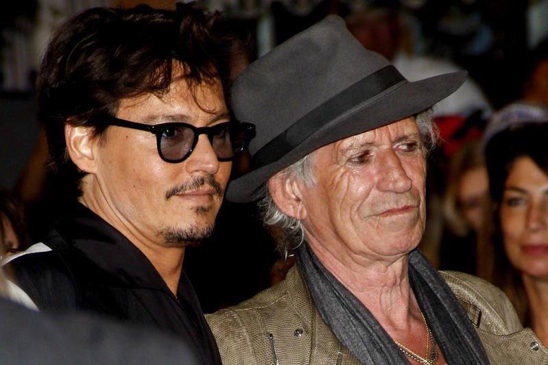 Johnny Depp jest jak gwiazda rocka.