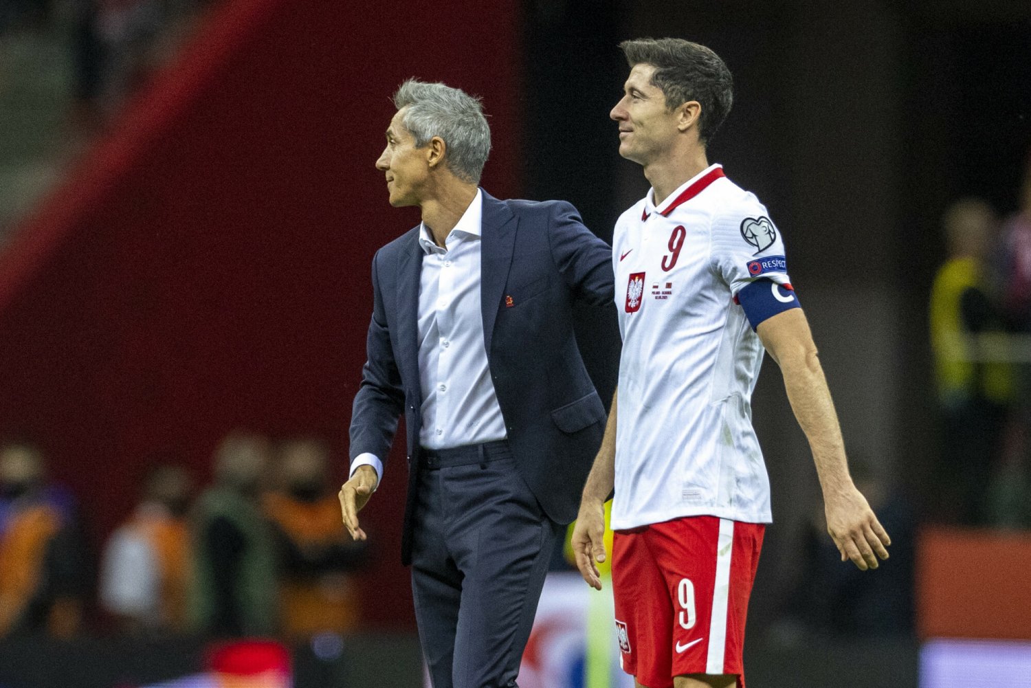 Paulo Sousa z kapitanem Biało-Czerwonych, Robertem Lewandowskim