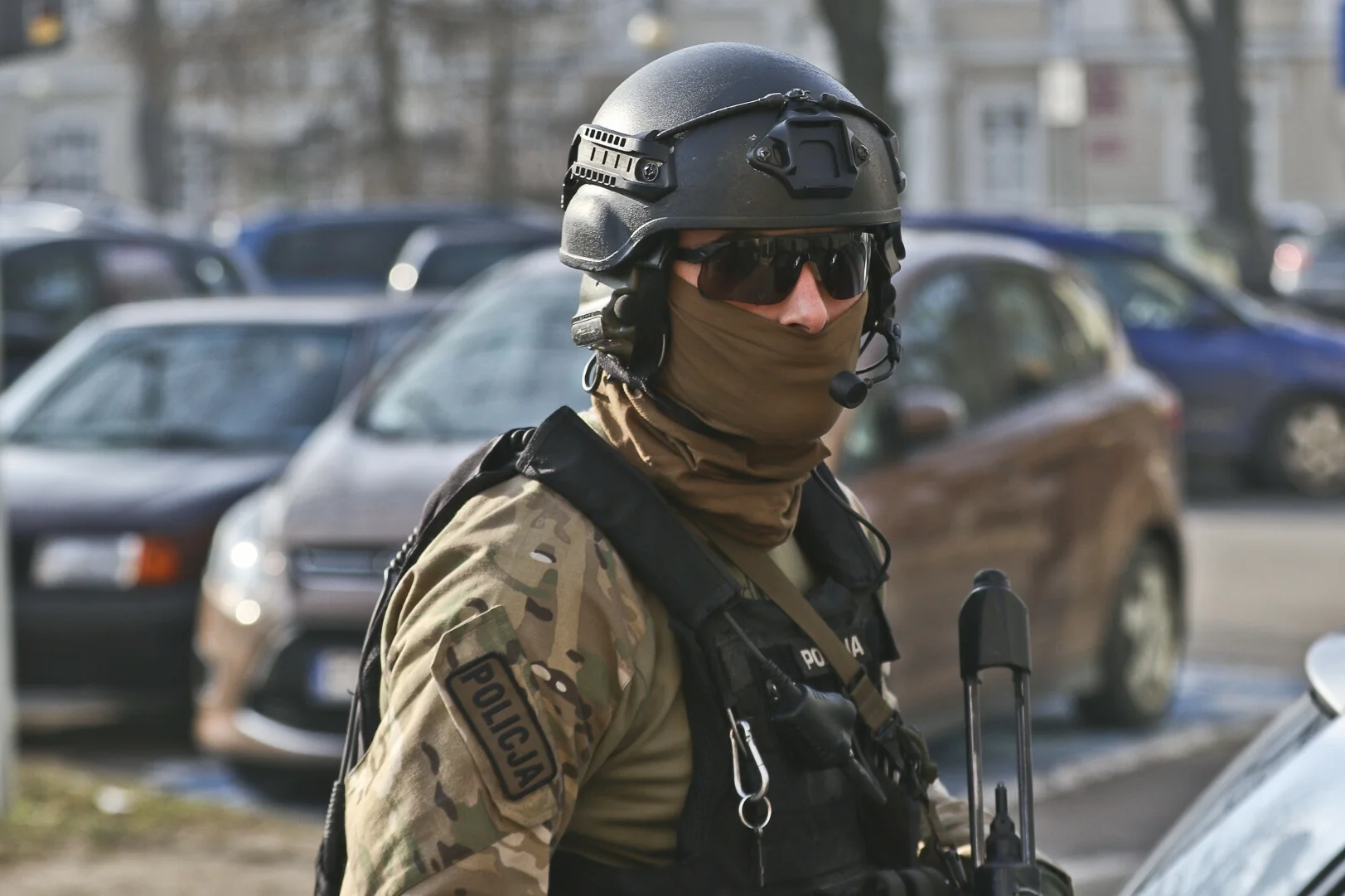 Zatrzymania znanych influencerów i dziennikarzy. Prokuratura nagle wydała komunikat Policja