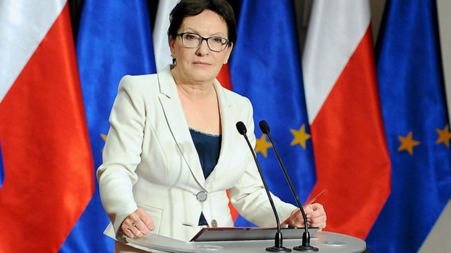 Była premier Ewa Kopacz została wezwana przez Prokuraturę Krajową na przesłuchanie w sprawie nieprzeprowadzenia sekcji zwłok ofiar katastrofy smoleńskiej.