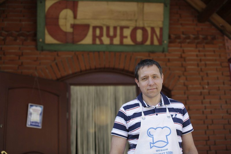 Restaurator z Jastarni chciał serwować dania z fok. "To był surowiec często pozyskiwany przez lokalną ludność"