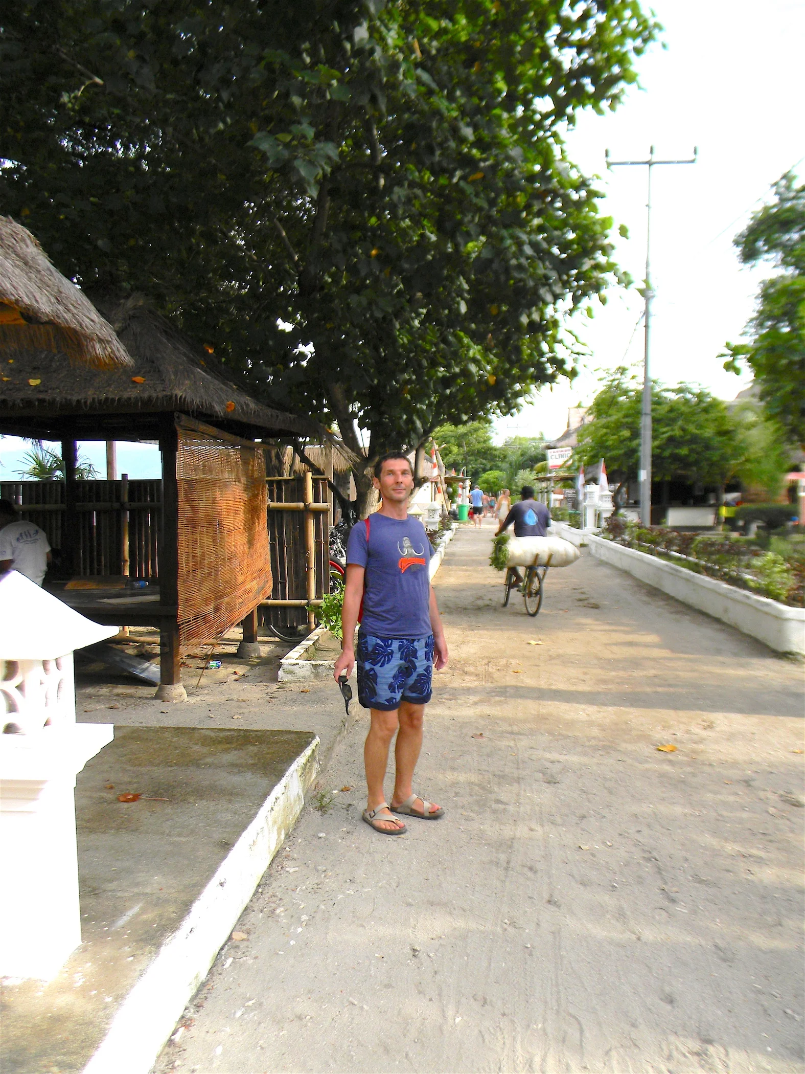 Szersza ulica, Gili Air.