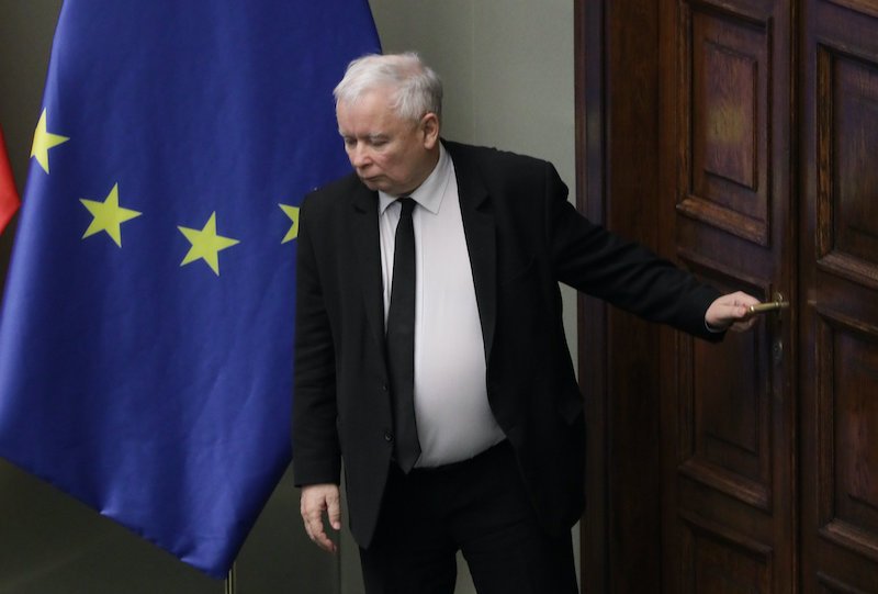 Komisja Europejska właśnie wszczęła procedurę naruszeniową w związku z ustawą wymierzoną w niezależność sędziów.