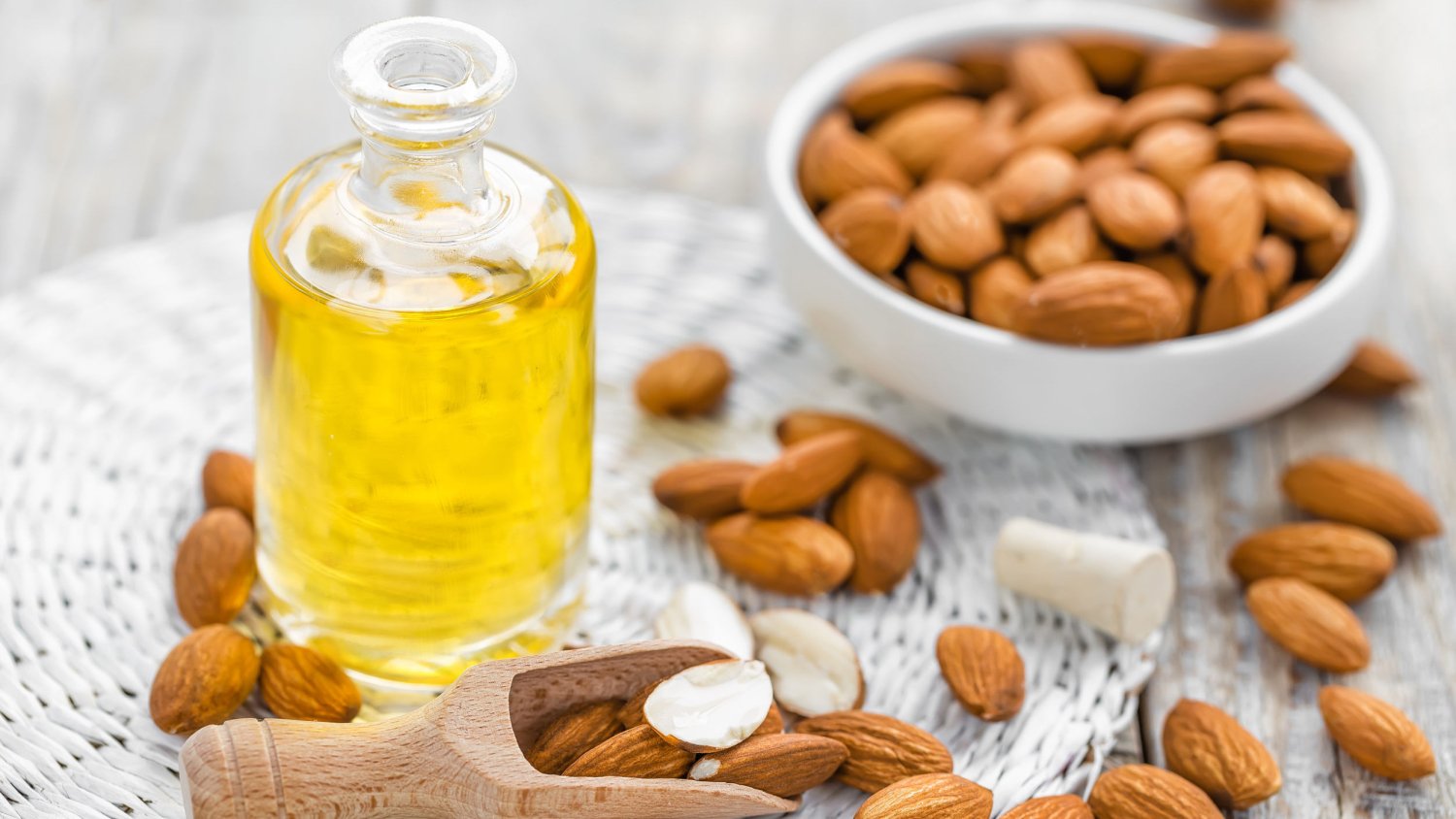 Skuteczna i zmysłowa... taka właśnie jest pielęgnacja z użyciem naturalnych olejów