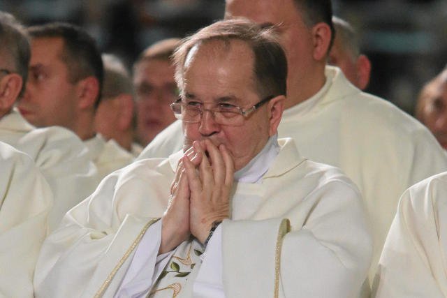 Uczelnia do biednych nie należy - oprócz czesnego jej budżet zasilają datki od słuchaczy Radia Maryja.