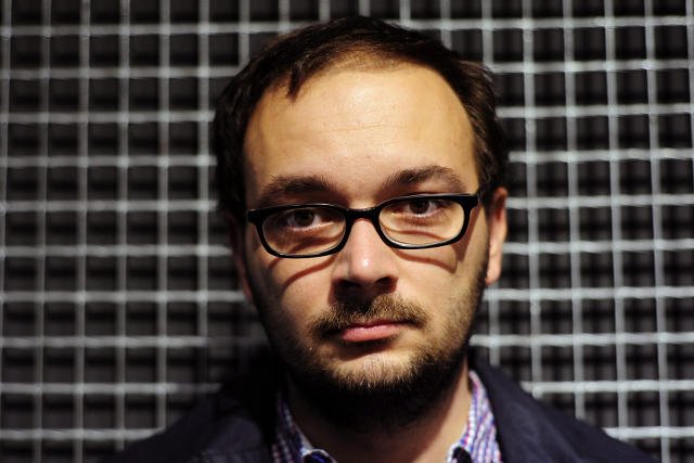 Autor książki "13 pięter" nie zostawia suchej nitki na PO-PSL za brak reakcji na sytuację mieszkaniową Polaków.