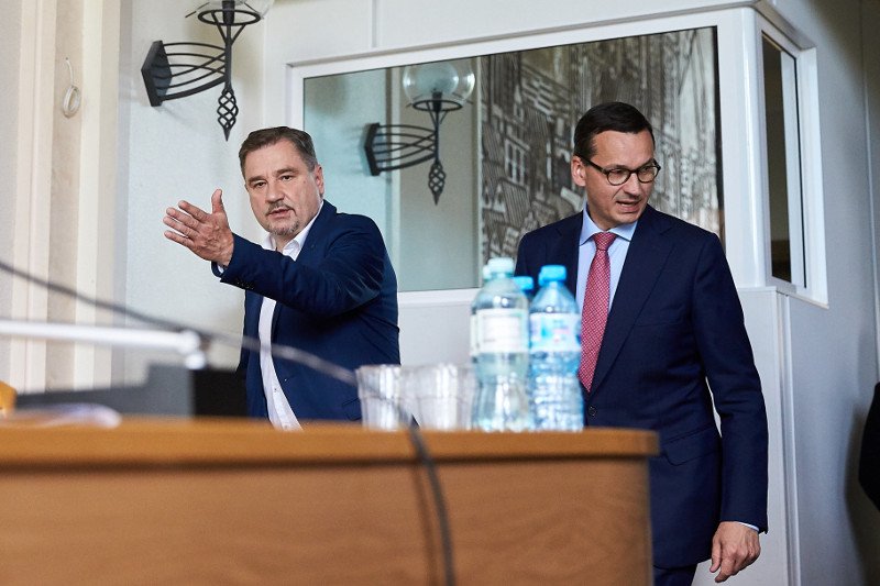 Rząd podniósł płace minimalną do 2250 zł brutto.