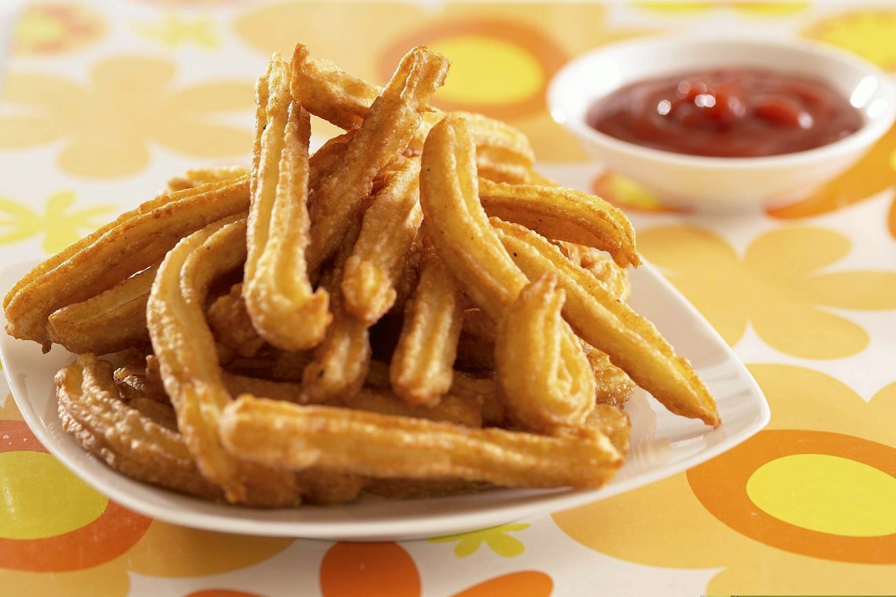 Frytki, paluszki rybne, rosół, naleśniki to klasyczne pozycje w menu dla dzieci. Część restauracji nie sprzedaje tych dań dorosłym klientom. Dlaczego? Frytki, paluszki rybne, rosół, naleśniki to klasyczne pozycje w menu dla dzieci. Część restauracji nie sprzedaje tych dań dorosłym klientom. Dlaczego?