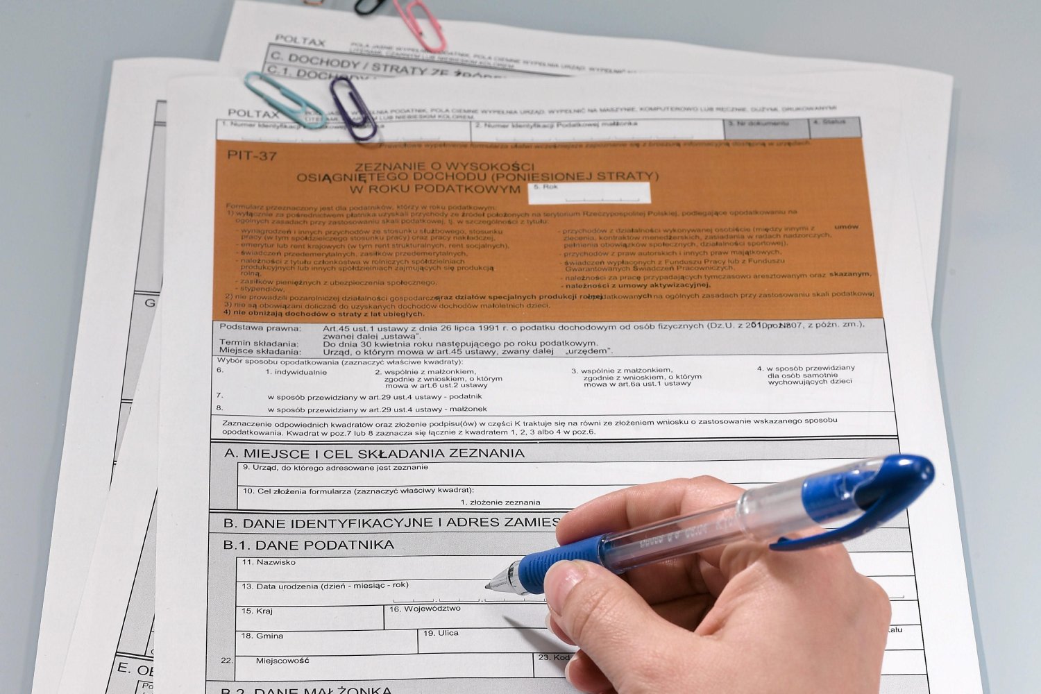 Zapowiedziane przez Tuska ulgi prorodzinne rzutem na taśmę.