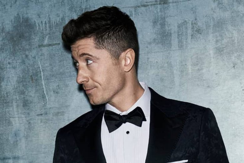 Robert Lewandowski, Wojciech Szczęsny i Sławomir Peszko ze swoimi partnerkami przywitają Nowy Rok w Dubaju.