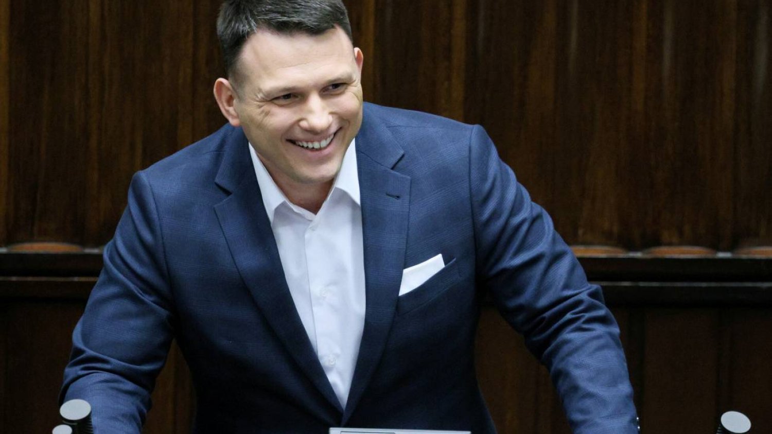Szokujące słowa Mentzena w Sejmie. "Rządzie ten, co ma większą pałę"