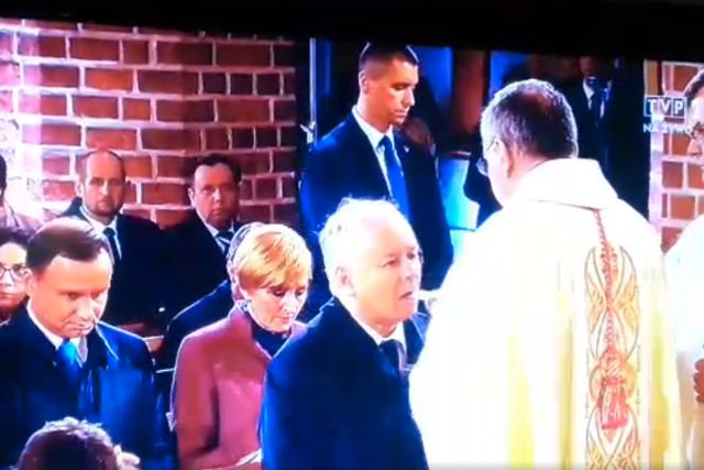 Relacja telewizyjna z obchodów rocznicowych wywołała reakcję na Facebooku.