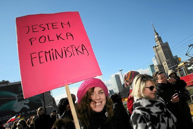 Feministki chcą sprawdzić, czy Kościół dobrze wykorzystuje dotacje z UE