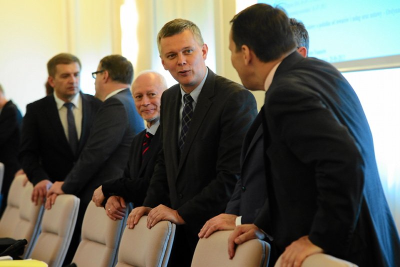 Rząd jeszcze mocniej powalczy z korupcją