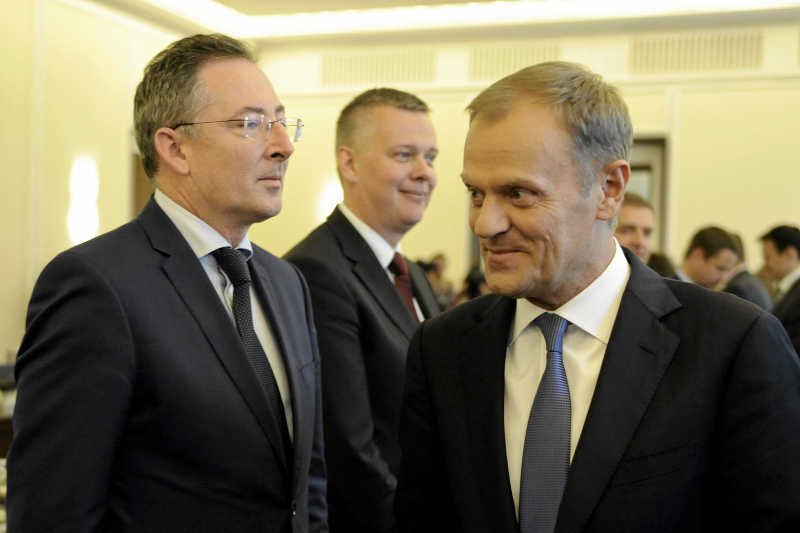 Ambasada na Kubie ma zajmować się sprowadzaniem luksusowych cygar dla Donalda Tuska.