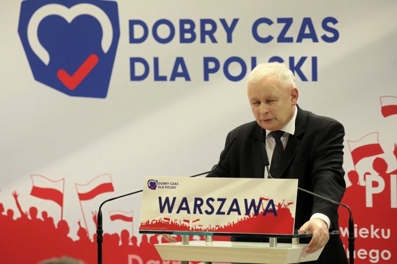 Jarosław Kaczyński wyjaśnia swoje słowa, że śmierć Jana Szyszki "nie była przypadkiem".