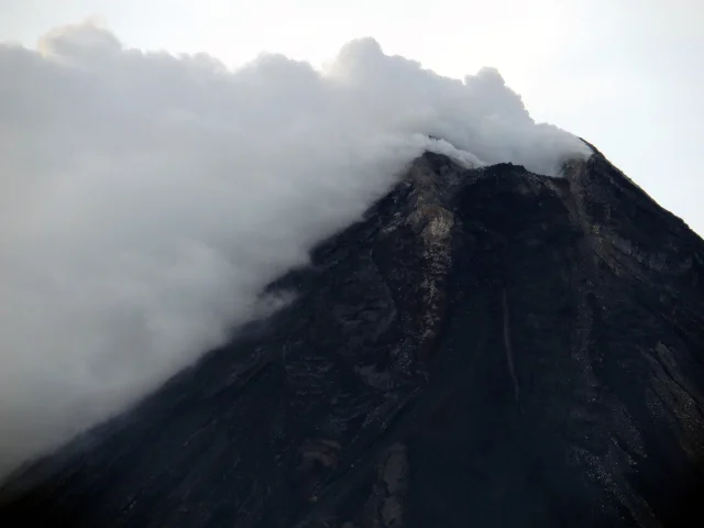 Mayon na Filipinach