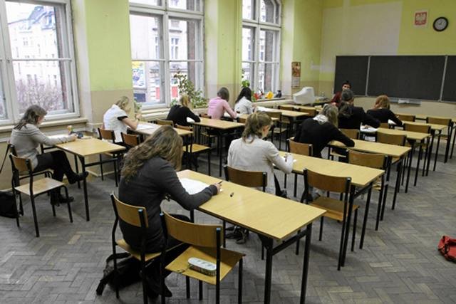 W polskich szkołach podstawowych i gimnazjach coraz częściej odnotowuje się przypadki gwałtów