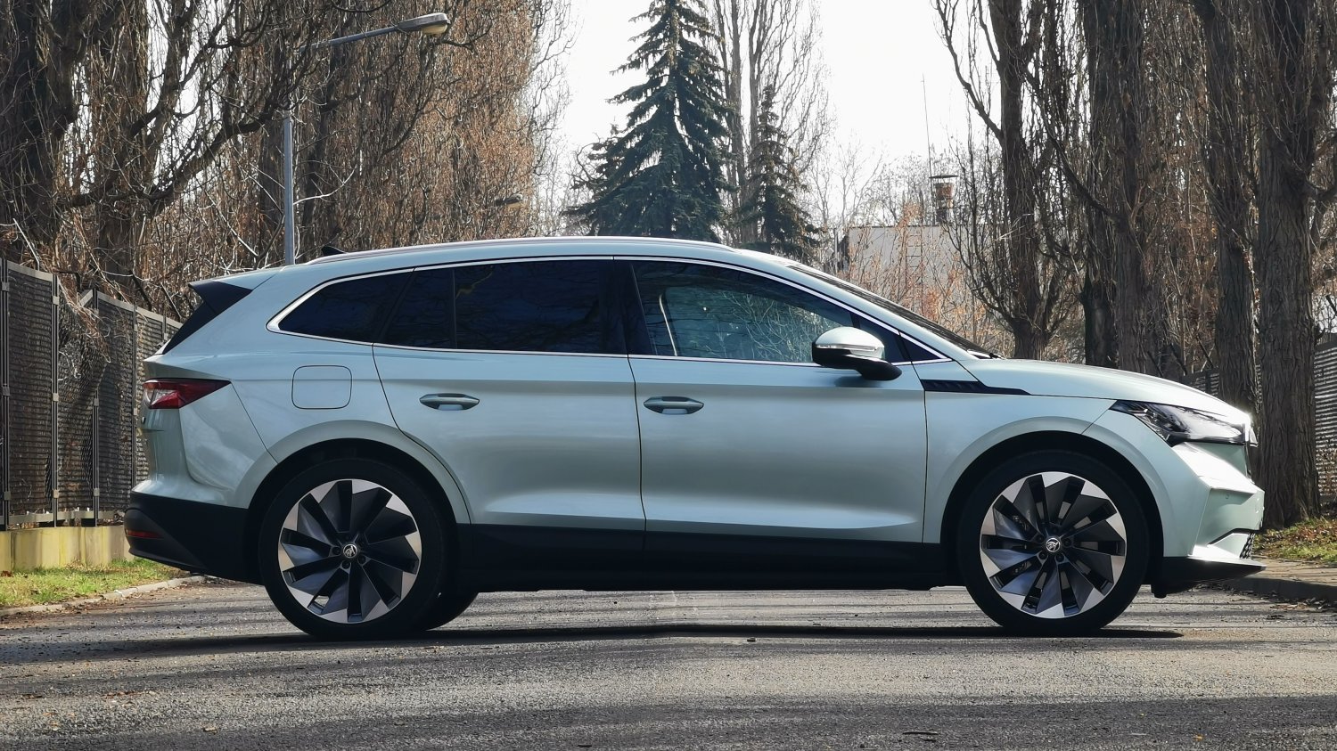 Skoda Enyaq iV to pierwszy elektryczny SUV od Skody.