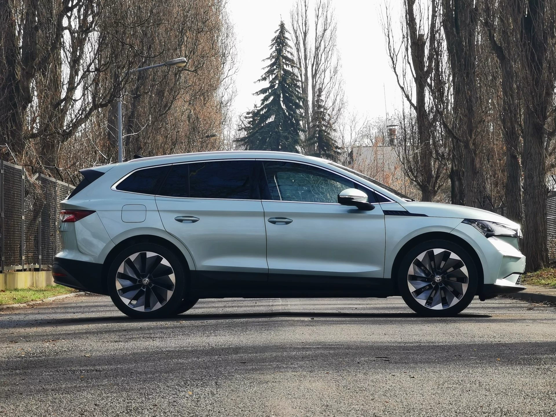Skoda Enyaq iV to pierwszy elektryczny SUV od Skody.