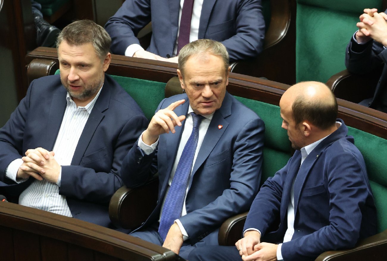 Rząd Donalda Tuska będzie rotował? Sensacyjne doniesienia mediów.