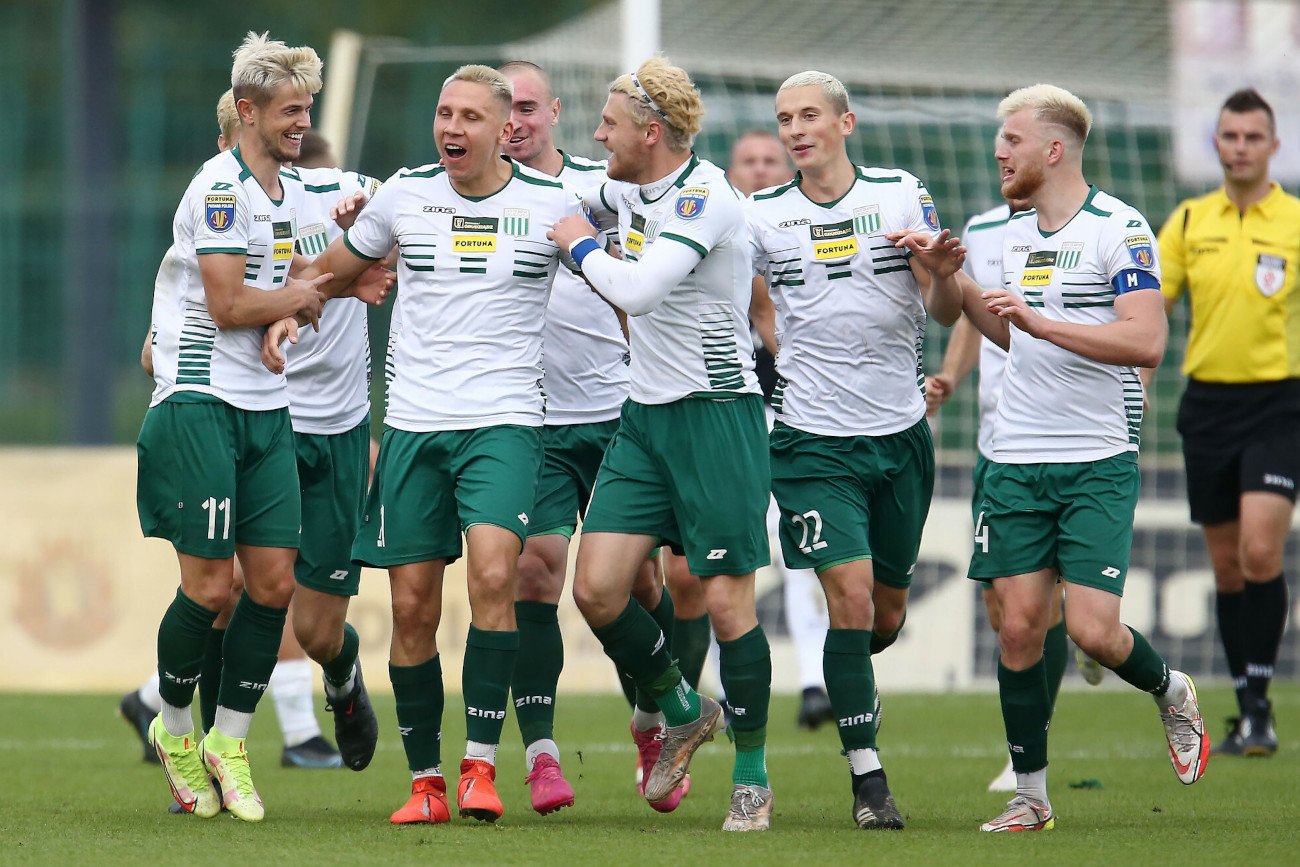 Trzecioligowa Olimpia Grudziądz awansowała po serii rzutów karnych do najlepszej ósemki Fortuna Pucharu Polski.