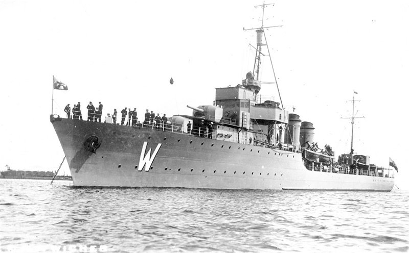 ORP "Wicher" był niszczycielem (ówcześnie nazywany kontrtorpedowcem) pływającym w Marynarce Wojennej od 1930 roku. Wpływająca do Gdańskiego portu jednostka była nowoczesna i dobrze uzbrojona.