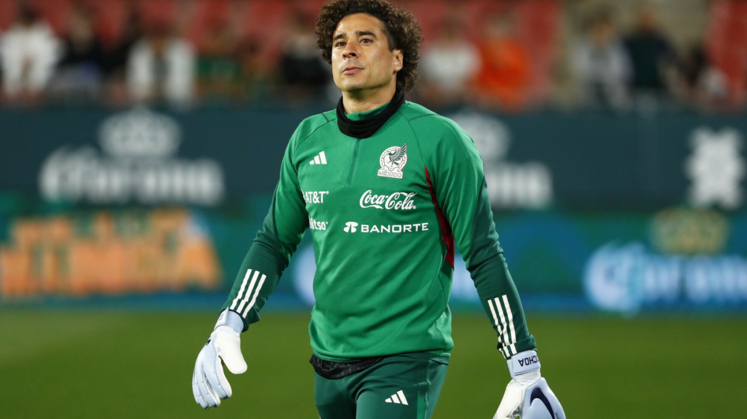 Guillermo Ochoa w Katarze weźmie udział w swoim piątym mundialu w karierze. Ten pierwszy to rok 2006.